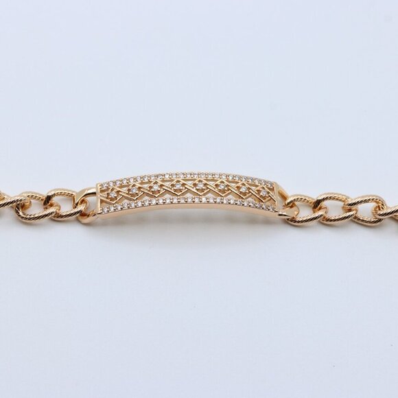 Elegant Rose Gold Bracelet with Criss-Cross Diamond Inlay Design, XPBL0706 - Picture 4 of 12